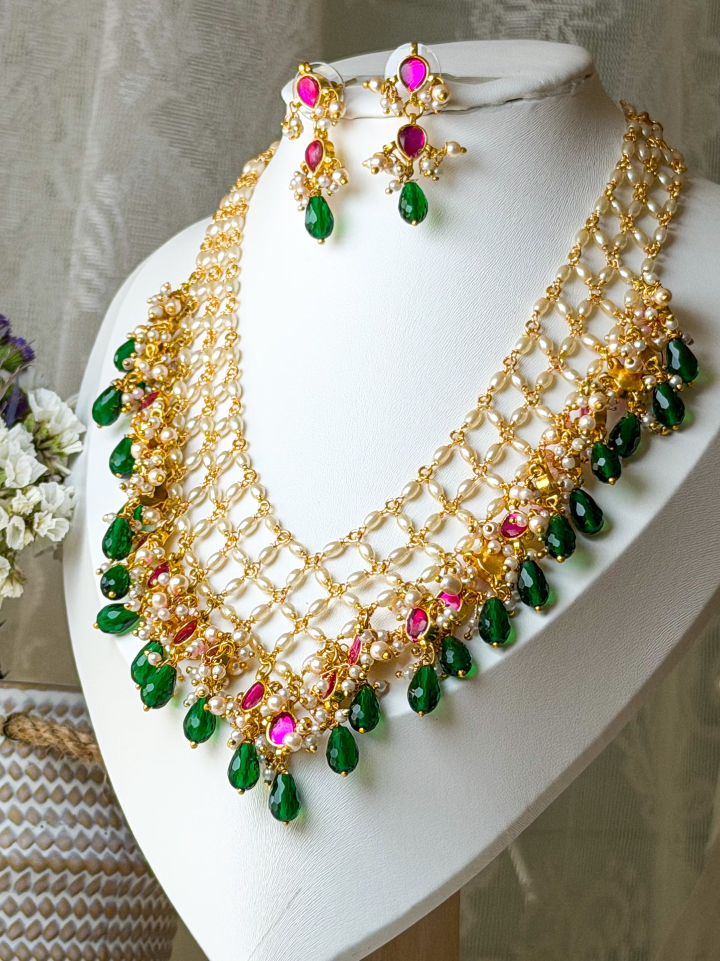 Elegant Green Pearl Necklace and Earring Set.