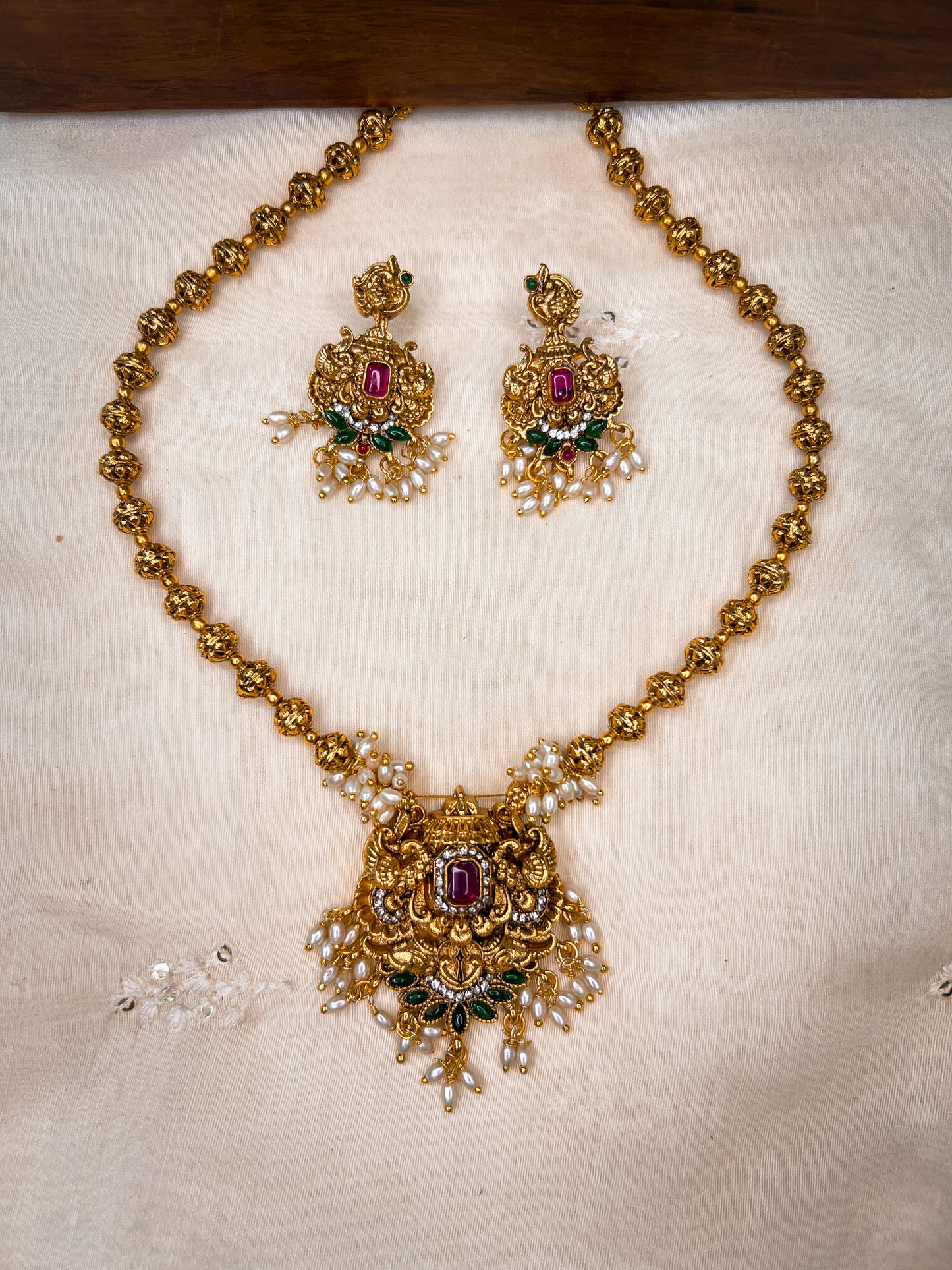 Nayana Necklace See