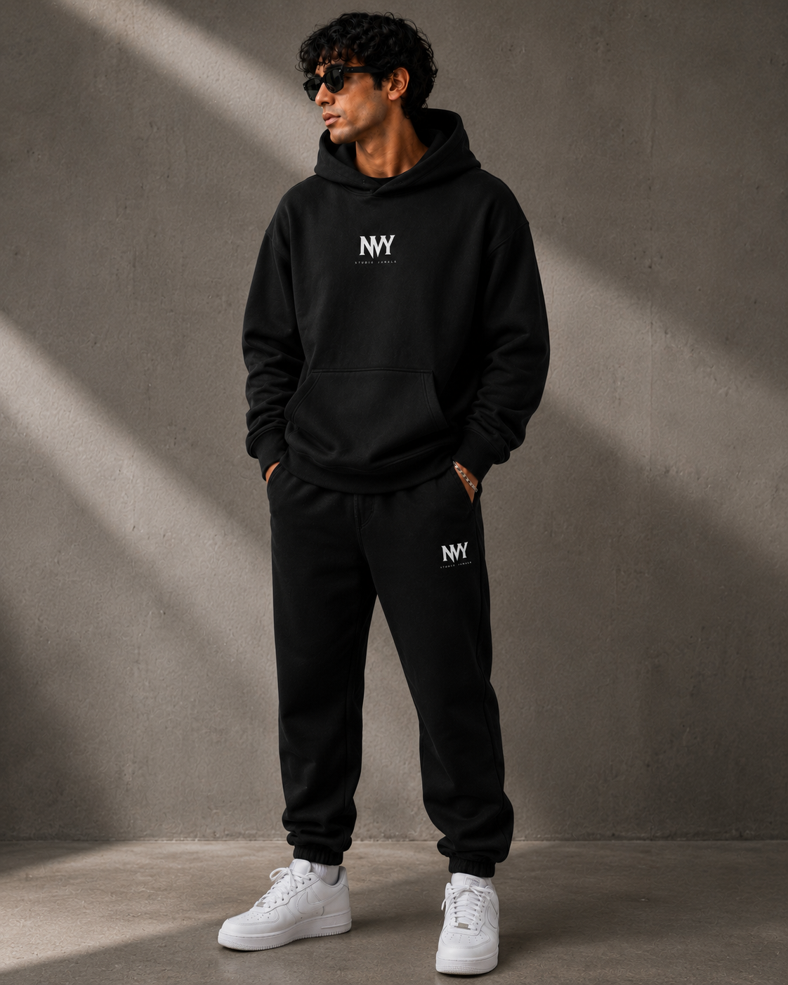 NVY - Oversized Hoodie