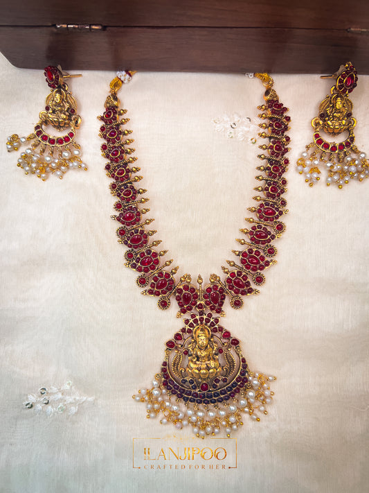 Devi Lakshmi Necklace and earrings set