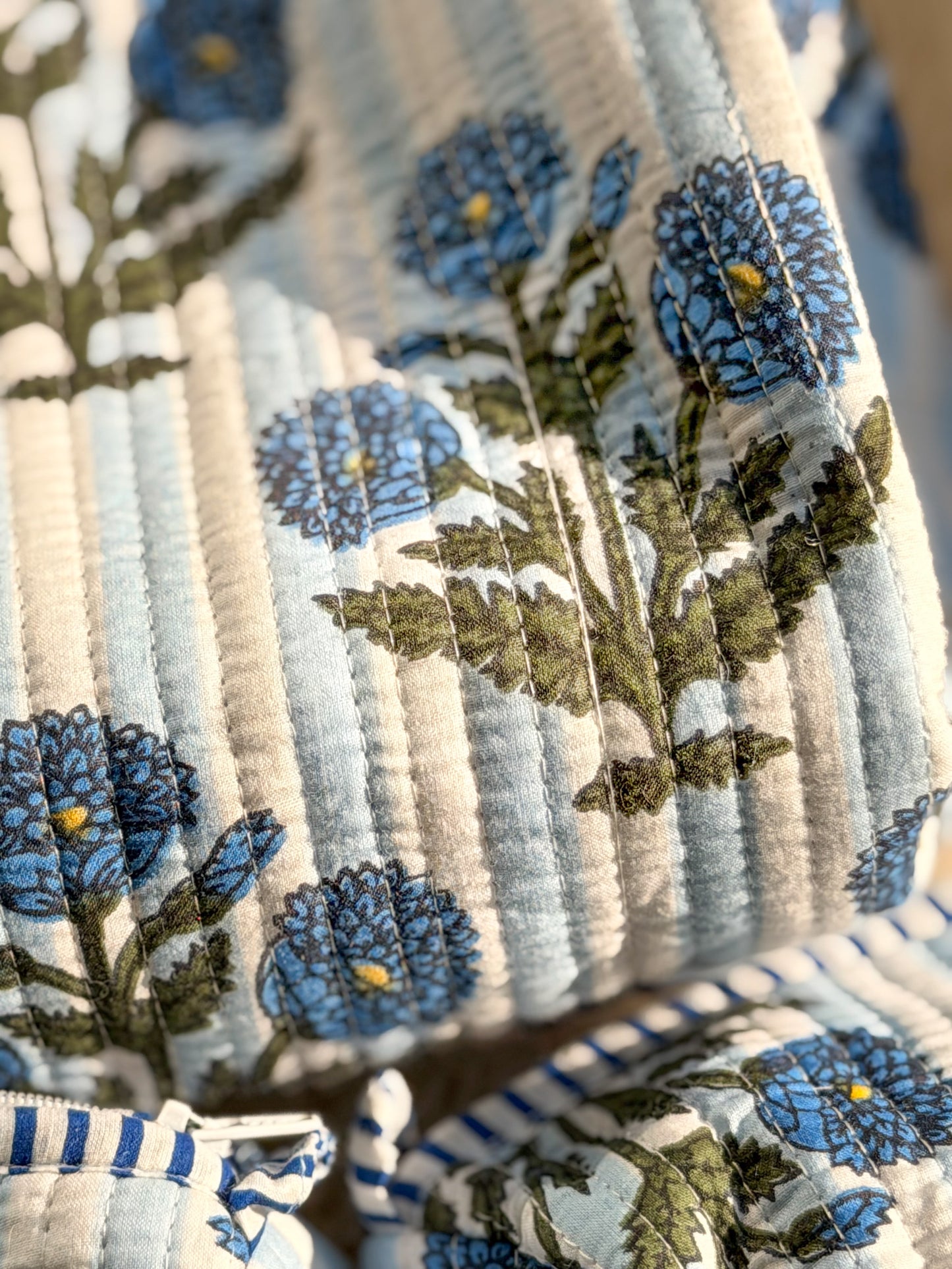 Coastal Blue Floral Pouch Set